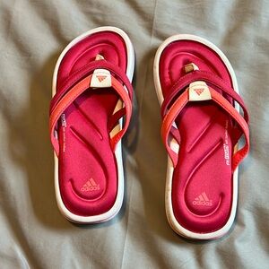 Brand new Adidas fit foam flip flops